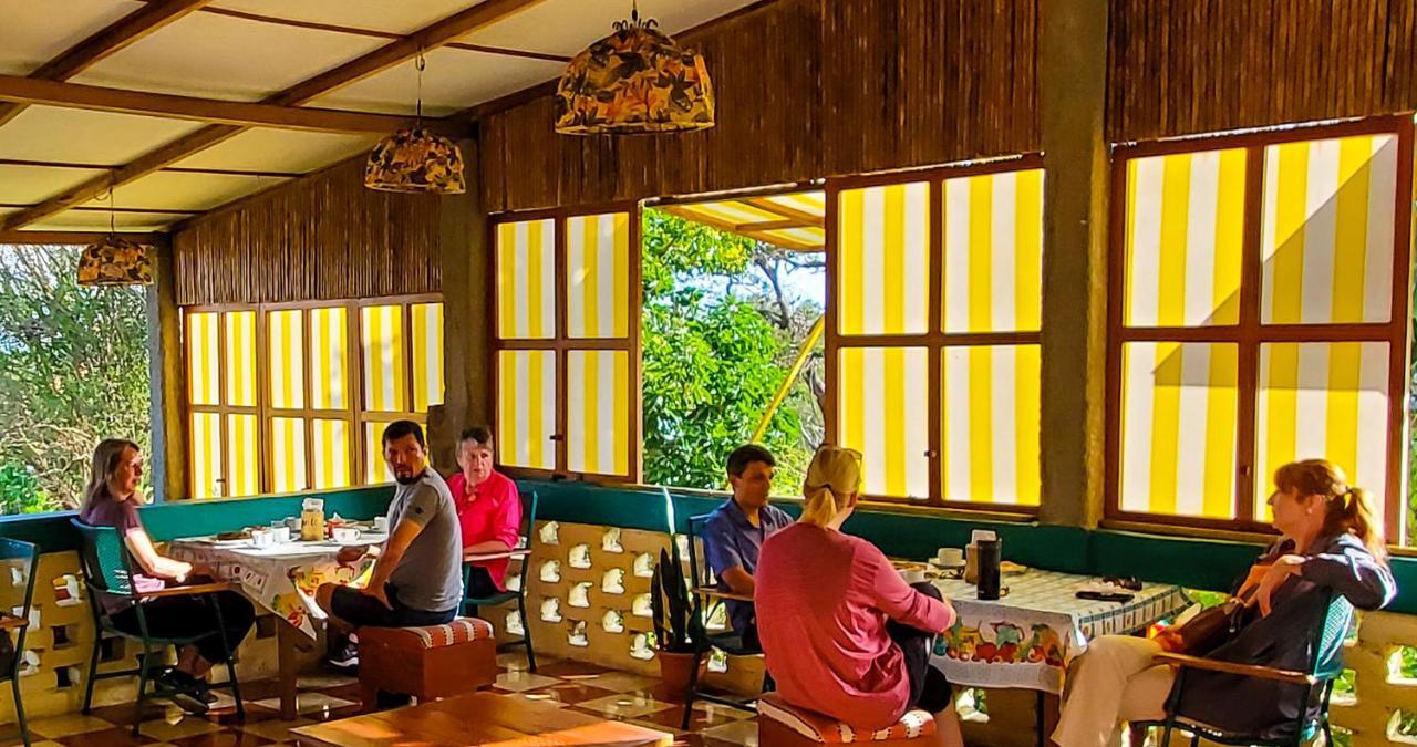 El Encanto Garden Hotel Santa Cruz Dış mekan fotoğraf