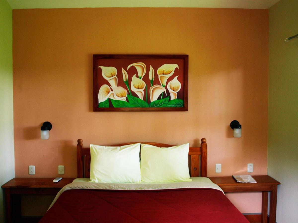 El Encanto Garden Hotel Santa Cruz Dış mekan fotoğraf